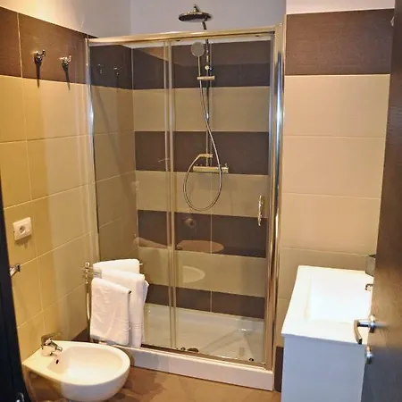 Dea Gasthuis 2*