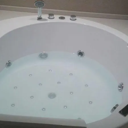 Dea Guest house 2*
